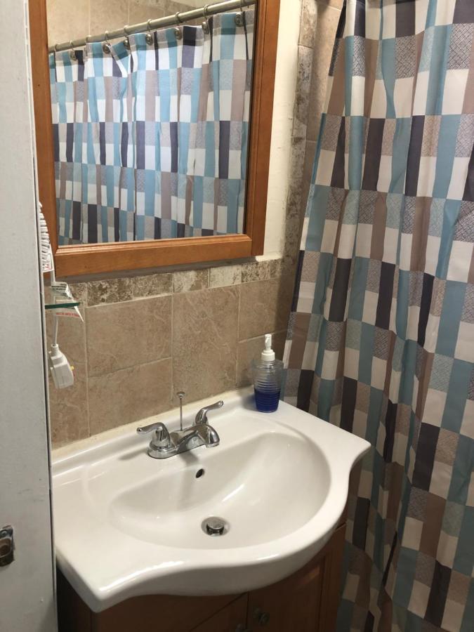 Private In The Heart Of Calle Ocho Séjour chez l'habitant *