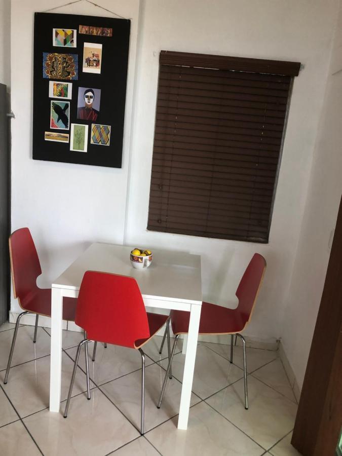 Private In The Heart Of Calle Ocho Séjour chez l'habitant